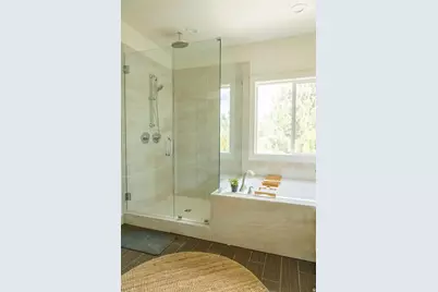 701 S Lake View Dr, Vineyard, UT 84058 - Photo 25
