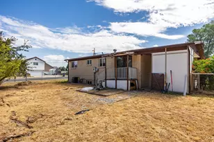 9810 S Darin Dr, Sandy, UT 84070 - Photo 21