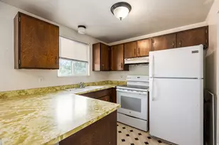 9810 S Darin Dr, Sandy, UT 84070 - Photo 7