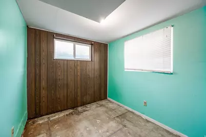 9810 S Darin Dr, Sandy, UT 84070 - Photo 13