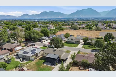 9728 S 1600 W, South Jordan, UT 84095 - Photo 47
