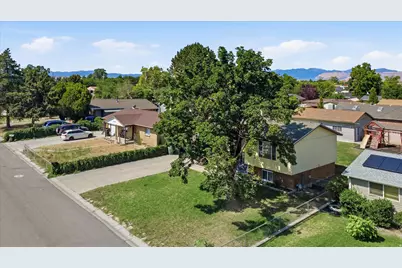 9728 S 1600 W, South Jordan, UT 84095 - Photo 43