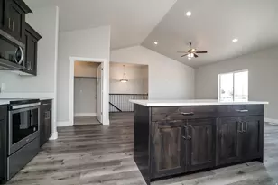 3321 W 850 N, Layton, UT 84041 - Photo 11