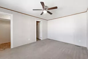 2875 N Hillfield Rd W, Layton, UT 84041 - Photo 19