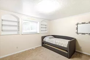 1466 Oakridge Dr, Layton, UT 84040 - Photo 27