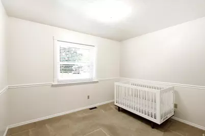 1466 Oakridge Dr, Layton, UT 84040 - Photo 17