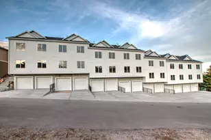 939 N Harbor Village Dr E, Garden City, UT 84028 - Photo 15