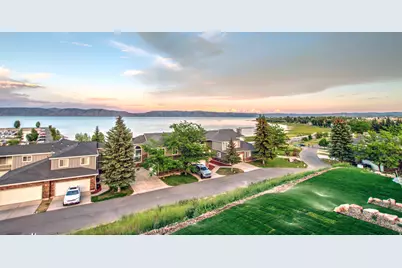 939 N Harbor Village Dr E #104, Garden City, UT 84028 - Photo 23