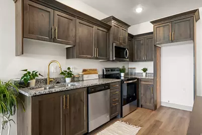 939 N Harbor Village Dr E #104, Garden City, UT 84028 - Photo 5