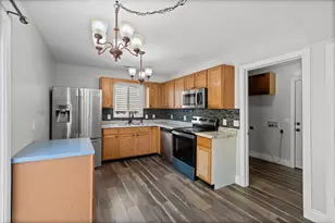 1346 W Archmore Dr, Springville, UT 84663 - Photo 3