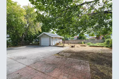 3379 S 900 E, Salt Lake City, UT 84106 - Photo 9