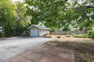3379 S 900 E, Salt Lake City, UT 84106 - Photo 9