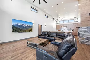 571 W Coopers Cir, Garden City, UT 84028 - Photo 11
