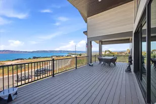 571 W Coopers Cir, Garden City, UT 84028 - Photo 15