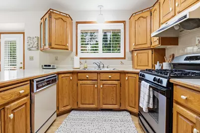 1854 E Meadowmoor Rd S, Holladay, UT 84117 - Photo 9