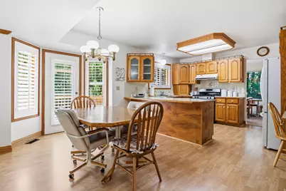 1854 E Meadowmoor Rd S, Holladay, UT 84117 - Photo 11
