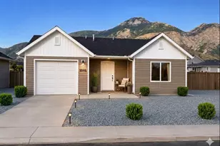 1068 N Summit View Dr W, Harrisville, UT 84404 - Photo 1