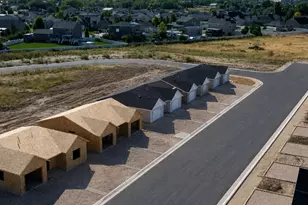 1068 N Summit View Dr W, Harrisville, UT 84404 - Photo 1