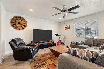 7264 W San Ln S, Magna, UT 84044 - Photo 7