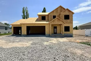 158 W 510 N, Smithfield, UT 84335 - Photo 3