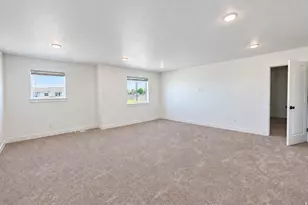 158 W 510 N, Smithfield, UT 84335 - Photo 9