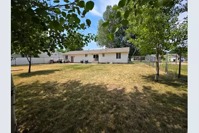 385 S 650 E, Hyrum, UT 84319 - Photo 33