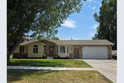 385 S 650 E, Hyrum, UT 84319 - Photo 3