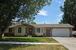 385 S 650 E, Hyrum, UT 84319 - Photo 3