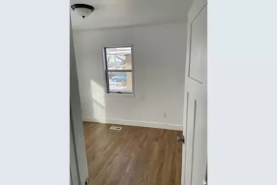 230 N 2nd St, Tooele, UT 84074 - Photo 11