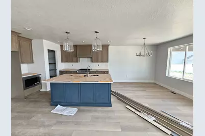 781 S 3500 W #204, West Weber, UT 84401 - Photo 3