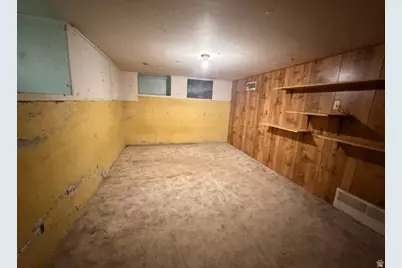 3048 S 9150 W, Magna, UT 84044 - Photo 11