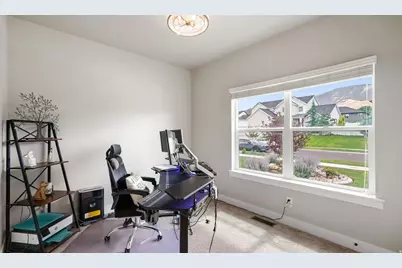 3612 S Hiawatha Cir E, Saratoga Springs, UT 84045 - Photo 17