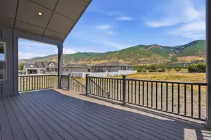 587 S Daniel Dr, Farmington, UT 84025 - Photo 9