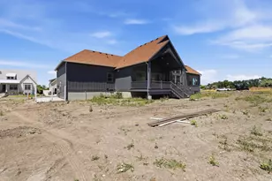 587 S Daniel Dr, Farmington, UT 84025 - Photo 13