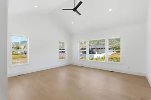 587 S Daniel Dr, Farmington, UT 84025 - Photo 41