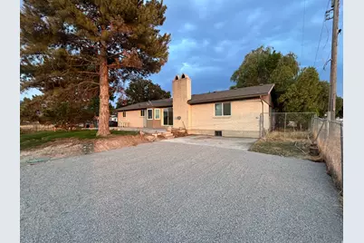 984 W Erda Way, Erda, UT 84074 - Photo 3