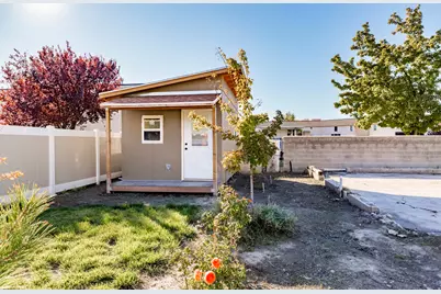 4658 S Box Elder St, Murray, UT 84107 - Photo 17