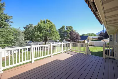 8022 S Peregrine Pl, Sandy, UT 84094 - Photo 45