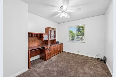 8022 S Peregrine Pl, Sandy, UT 84094 - Photo 17