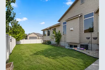 8826 W Amtrac Ln S, Magna, UT 84044 - Photo 15