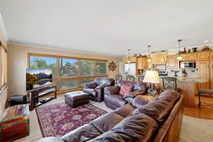2327 E Cavalier Dr S, Cottonwood Heights, UT 84121 - Photo 19