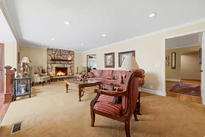 2327 E Cavalier Dr S, Cottonwood Heights, UT 84121 - Photo 7