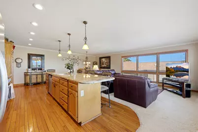 2327 E Cavalier Dr S, Cottonwood Heights, UT 84121 - Photo 15