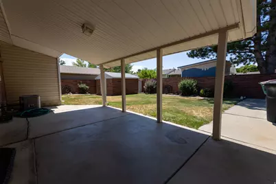 2079 W Arthur Dr S, West Jordan, UT 84084 - Photo 7