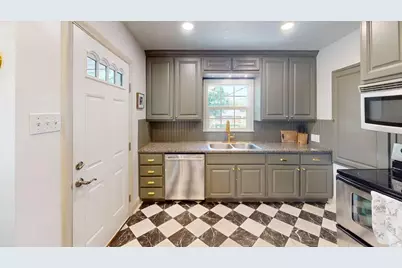 281 E 1200 S, Bountiful, UT 84010 - Photo 9