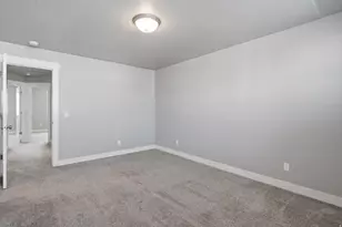 245 W 1950 N, Harrisville, UT 84414 - Photo 13