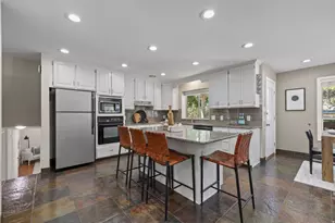 2370 E Quail Run Cir, Sandy, UT 84093 - Photo 1