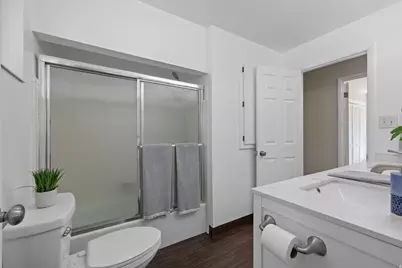 2370 E Quail Run Cir, Sandy, UT 84093 - Photo 17