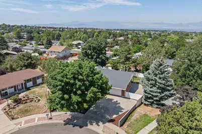 2370 E Quail Run Cir, Sandy, UT 84093 - Photo 47
