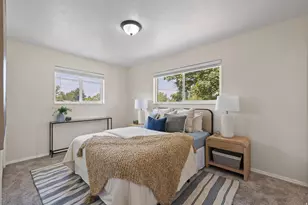 2370 E Quail Run Cir, Sandy, UT 84093 - Photo 13